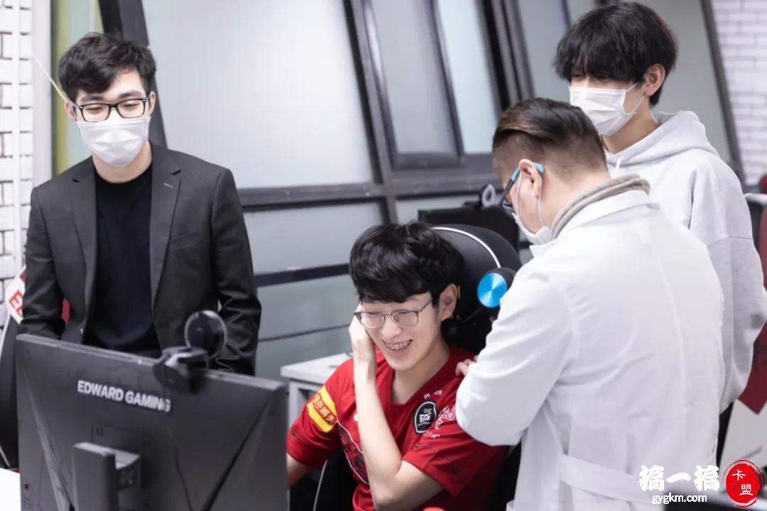 《we卡盟絕地求生》游戲攻略與體驗分享-we卡盟絕地求生新手進階技巧